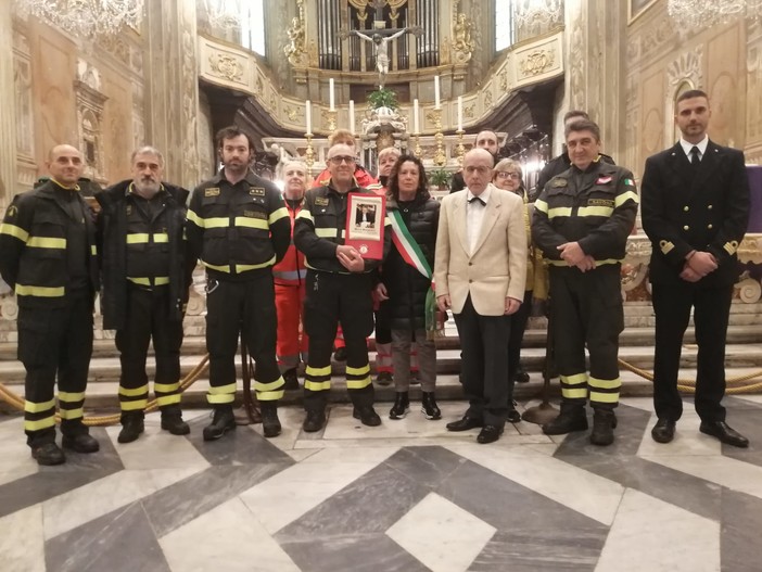 Finale, i Vigili del fuoco festeggiano la loro Santa Barbara nel ricordo di Maria Sanguineti