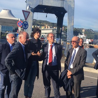 Incendio alla Port Authority, cessata la paura si cercano le cause. Il presidente Canavese: &quot;L'edificio è nuovo e a norma&quot;