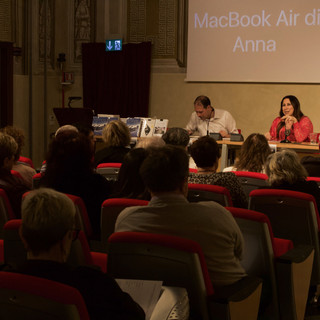 &quot;Gli angeli&quot; di Anna Tamburini Torre conquistano Albenga