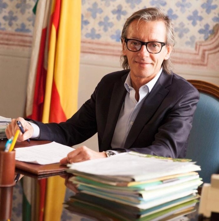 Sanità ad Albenga, il sindaco Tomatis a Vaccarezza: &quot;Parli con la gente, gli presto il mio studio medico&quot;
