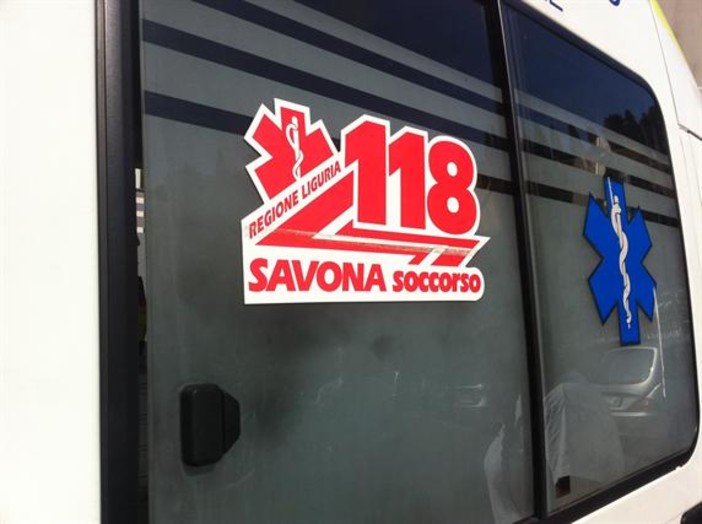 Savona, incidenti in corso Mazzini e in via Vittime di Brescia: due persone in codice giallo al San Paolo