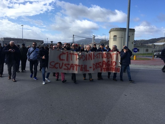 Oggi sciopero dei lavoratori di Tpl Linea contro la privatizzazione: previsto volantinaggio in piazza Mameli a Savona