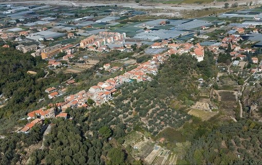 Albenga, illuminazione pubblica sempre accesa a San Fedele: &quot;Intollerabile un simile spreco di energia&quot;