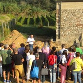 Quiliano, la storia romana raffiora dalla chiesa di San Pietro in Carpignano: emerso un edificio produttivo (FOTO)