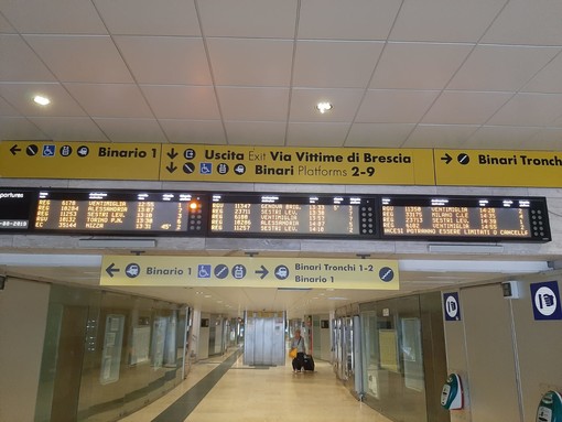 Liguria, Trenitalia: bus e fermate aggiuntive ai treni per i viaggi in regione