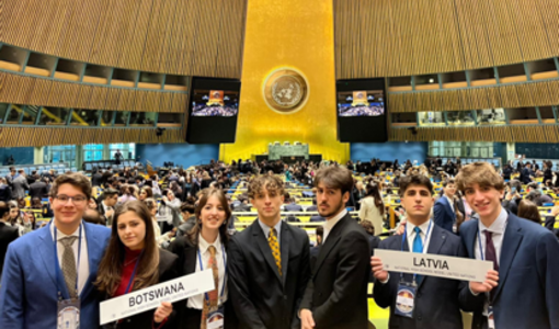 Dal &quot;Calasanzio&quot; di Carcare gli &quot;ambasciatori del futuro&quot; presso l’ONU, straordinaria esperienza per otto studenti valbormidesi