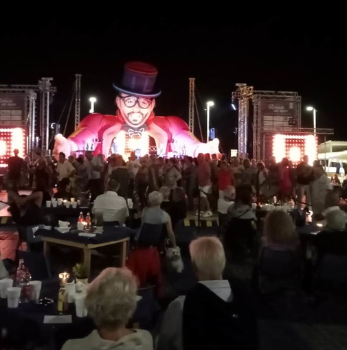 Ceriale, un successo la prima di “Santa Balera”,  le serate danzanti in piazza con le migliori orchestre italiane