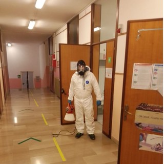 Alassio, igienizzazione e sanificazione dei locali scolastici di tutti i plessi cittadini