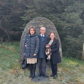 Nella foto, il sindaco Tappa, l'assessore Branda e la presidente dell'associazione culturale Green Butterflies,  Manuela Bertoncini