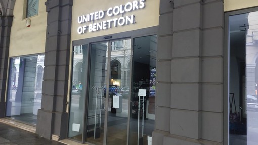 Savona, chiude lo store di Benetton di via Paleocapa