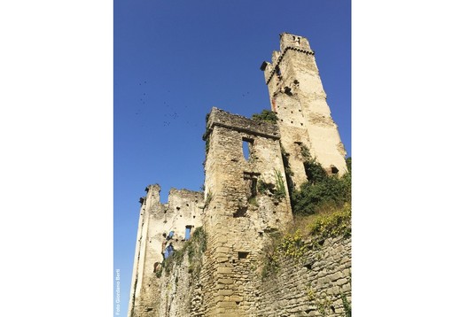 Borghi, castelli e terrazzamenti in Alta Langa