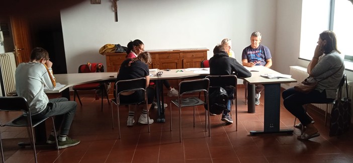 Albenga, ripartono le lezioni della scuola di italiano della Fondazione Migrantes