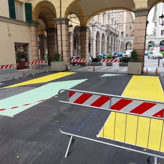 Savona, via Ratti si colora: prende il via il restyling dell'area pedonalizzata (FOTO)