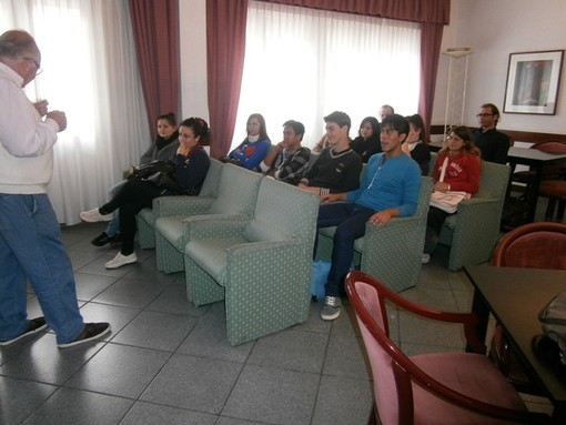 Finale, le scuole superiori aprono le porte all'orientamento degli studenti delle medie