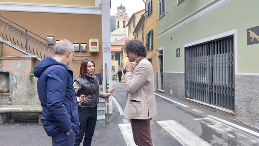 Camion incastrati a Stella, sopralluogo con Autostrade. Il sindaco: &quot;È il punto zero, bisogna avere dei risultati ora&quot; (FOTO e VIDEO)