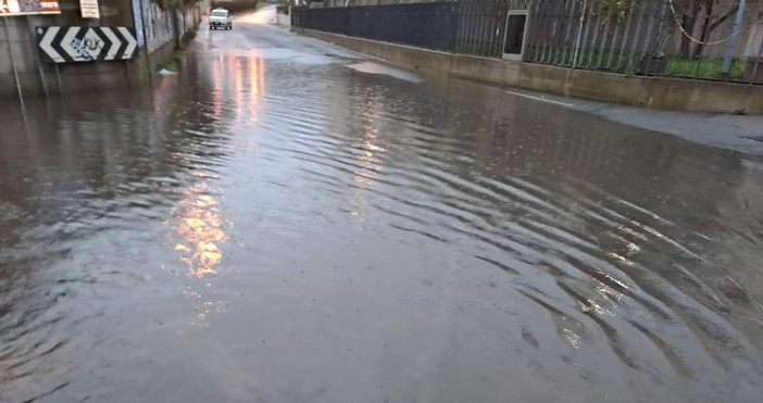 Spotorno, allagamenti nei sottopassi della Maremma e della Serra: in azione i sistemi di allerta automatici (FOTO)