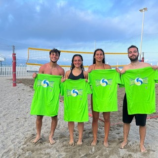 La beneficenza scende in campo, torneo di beach volley a Ceriale: il ricavato devoluto alla Lega del Filo d'Oro