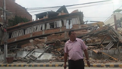 Una cena elettorale in meno, un aiuto in più per i terremotati del Nepal: la proposta di Giuliano Arnaldi