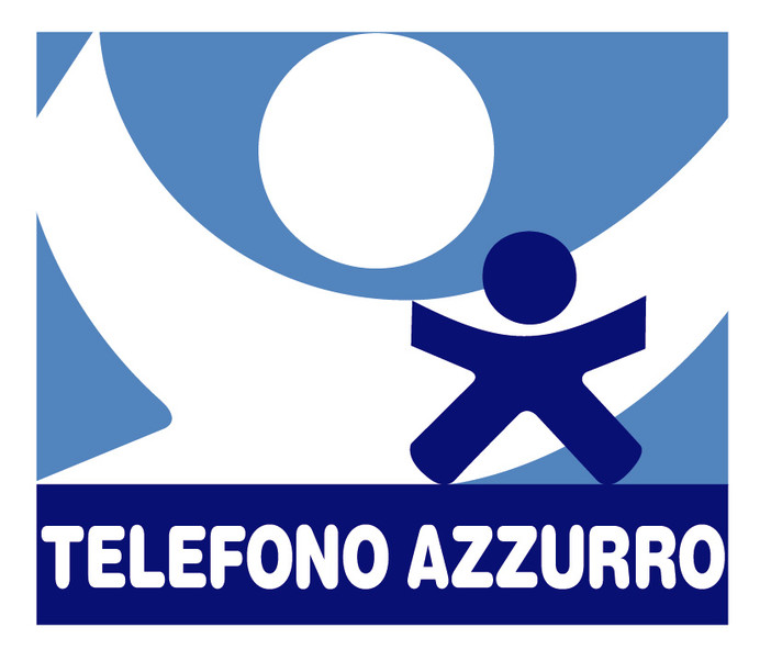 In Piazza con le Casette di Luce di Telefono Azzurro