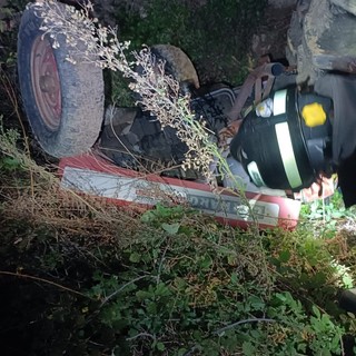 Drammatico incidente agricolo a Stellanello, muore un uomo schiacciato dal trattore