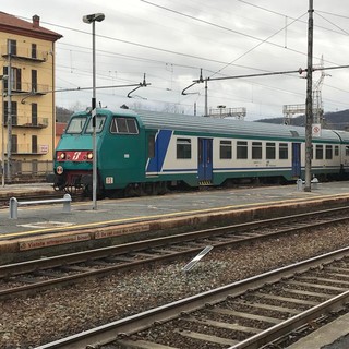 Disagi sulla linea Alessandria-Savona, un pendolare: &quot;I bus sostitutivi non seguono gli orari dei treni soppressi&quot;