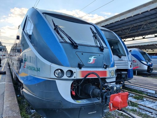 Guasto a un passaggio a livello tra Finale e Loano: treni in ritardo, disagi per i pendolari