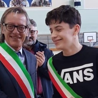 Il sindaco Riccardo Tomatis assieme al &quot;collega&quot; Davide Niero