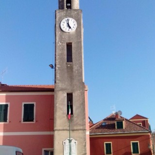 La torre dell'orologio di Gorra torna al suo antico splendore