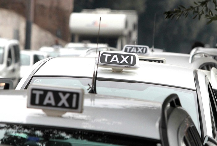 Finale Ligure vuole il “taxi per anziani”