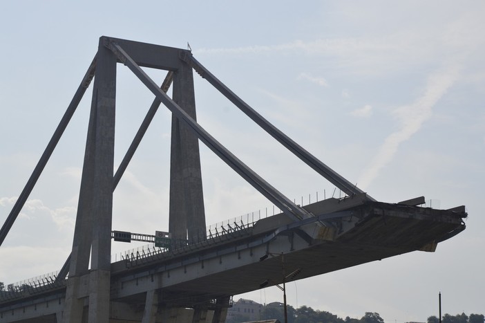 Le Ferrovie confermano a disponibilità di Italferr per la progettazione del ponte