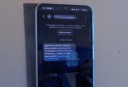 &quot;Mamma, ho perso il telefono, scrivimi su questo numero&quot;, la truffa arriva via sms