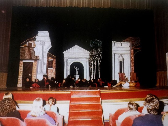 Nella storia del teatro in Liguria una compagnia savonese brilla da oltre 30 anni: I Coribanti