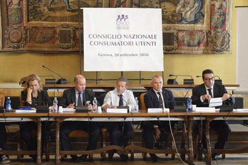 Il Consiglio nazionale Consumatori Utenti a Genova, la ricetta per uscire dall'emergenza