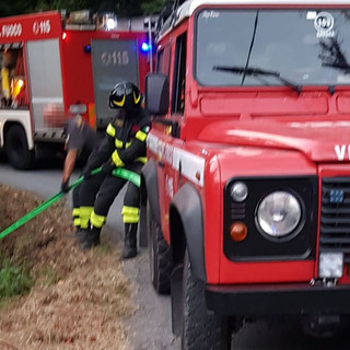 Calice, intervento dei soccorsi con giallo: moto precipitata in una scarpata, ma il conducente non si trova