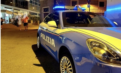 Rapina con coltello a Savona: 41enne arrestato dalla Polizia