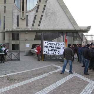 I lavoratori della Cartiera Verde di Varazze si appellano al giudice