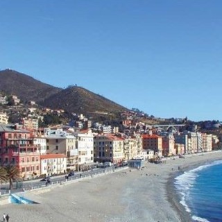 Varazze si riconferma &quot;Bandiera Blu&quot; per le spiagge