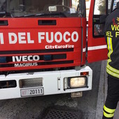 Fuga di gas in un palazzo di via Ippolito Nievo a Finale, l'intervento dei vigili del fuoco evita il peggio