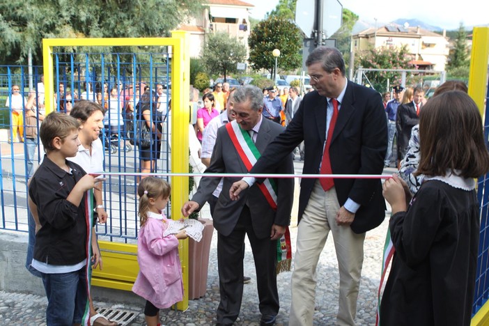 Villanova: il Presidente Burlando all'inaugurazione del nuovo asilo