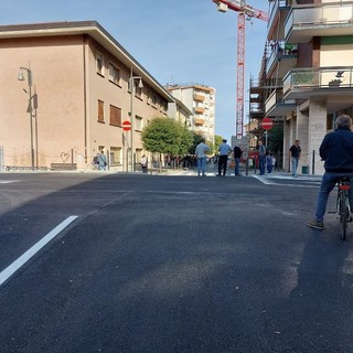 Nella foto il tratto di via Bove riaperto dopo i lavori