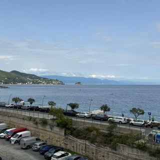 Noli, all'asta due alloggi di pregio con splendida vista sul Golfo dell'Isola