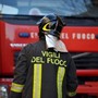 Varazze, incendio cassonetto in via Pero