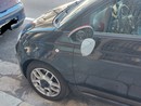 Savona, nuovo raid dei vandali: distrutti specchietti di 5 auto (FOTO)