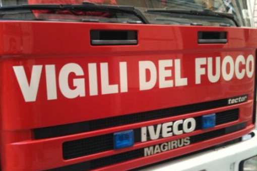 Andora: incendio in un appartamento di via Divizia