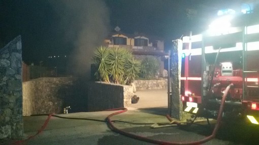 Ultim'ora: incendio in una taverna a Villanova d'Albenga