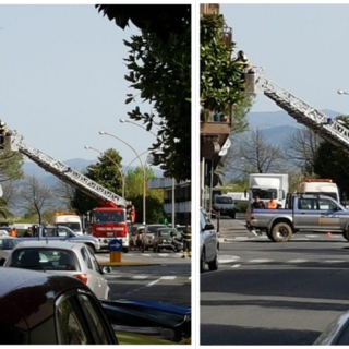 Albenga, donna cade in casa in via Patrioti, intervento dei vigili del fuoco (FOTO)