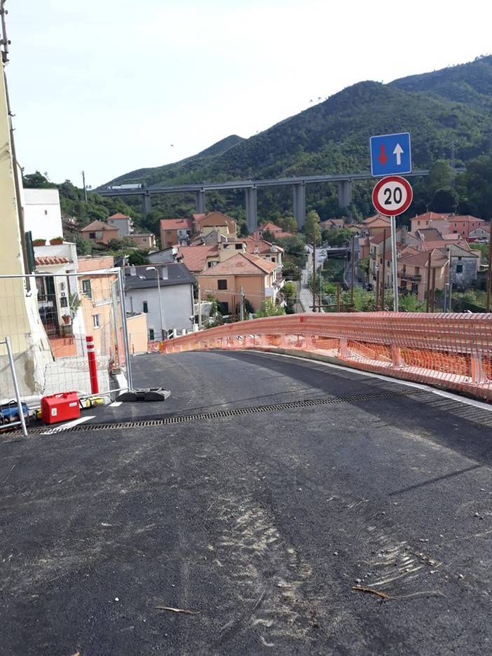 Vado, concluso l'allargamento della strada in via Gavotti