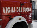 Albenga, incendio in un garage in via Milano. Sarebbe partito da una macchina