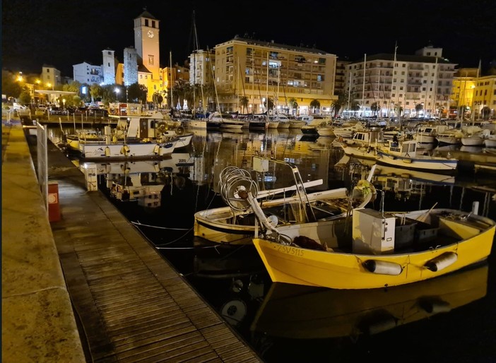 Savona, stop per il periodo estivo ai lavori di ampliamento della banchina nella Vecchia Darsena. Autorità Portuale: &quot;Ritardi legati a problemi tecnici&quot;