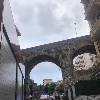 Savona, dopo un mese riaperta via Beato Ottaviano: messo in sicurezza il ponte (FOTO)